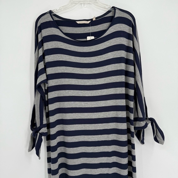 Soft Surroundings Adrift Dress Size M Women Shift Tie Cuffs Stripe NWT Blue Gray - Picture 5 of 12
